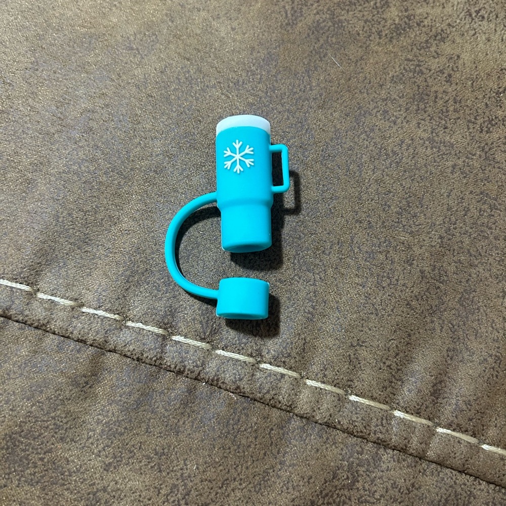 Straw cap cover